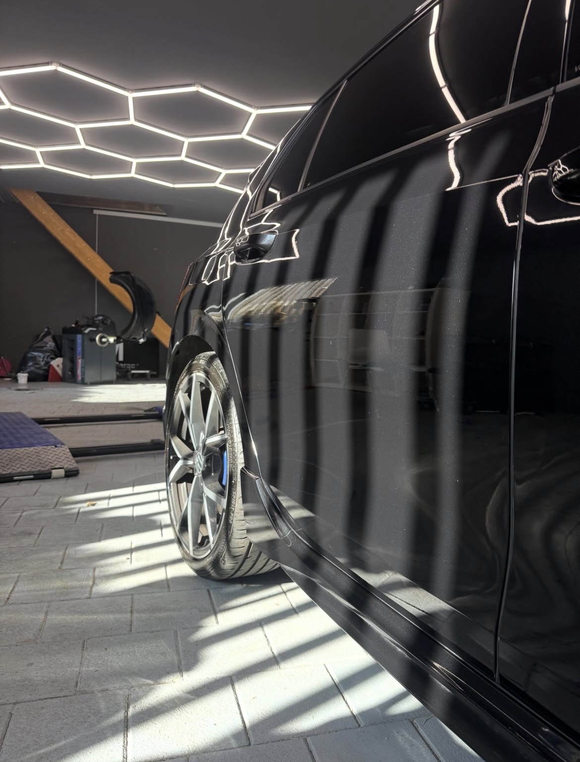 VW Golf 8 R – Seitenansicht